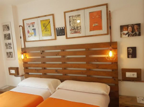  Barri Antic Hostel & Pub  Андорра-Ла-Вьеха